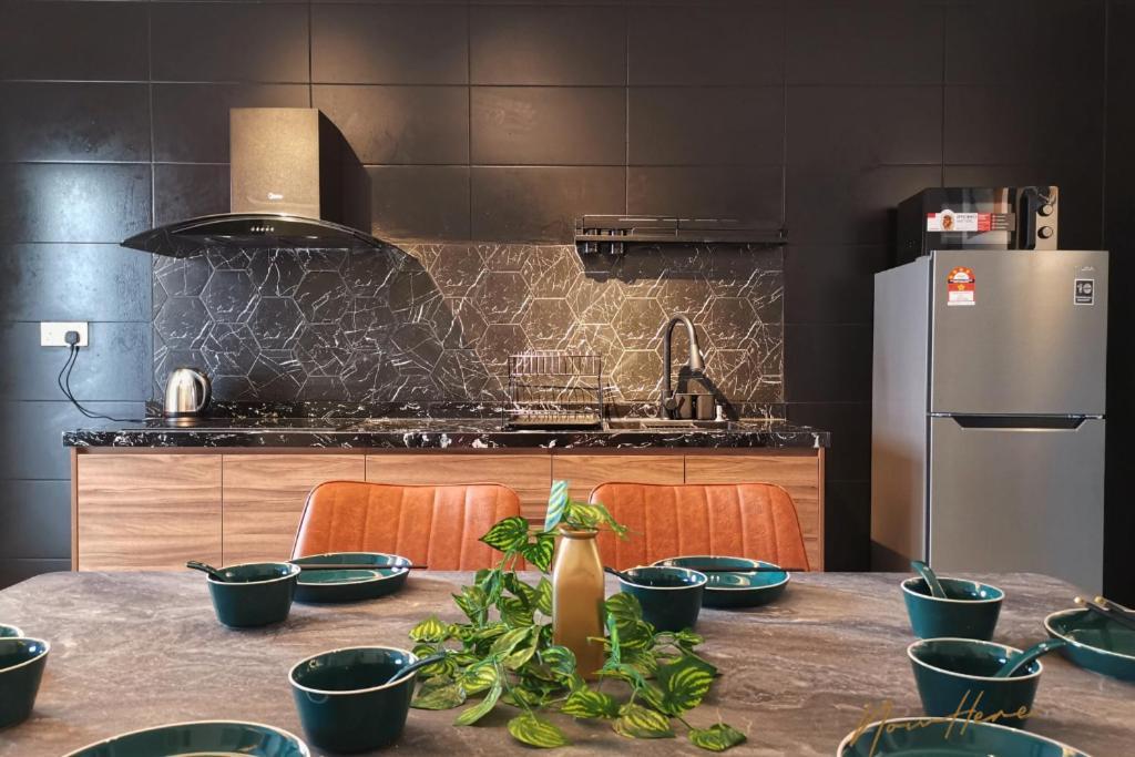Nowhere 2Br & 2Bath Apartment With Balcony @ Reizz Residences 쿠알라룸푸르 외부 사진