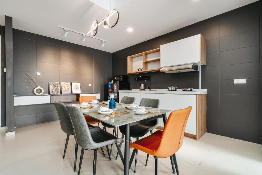 Nowhere 2Br & 2Bath Apartment With Balcony @ Reizz Residences 쿠알라룸푸르 외부 사진