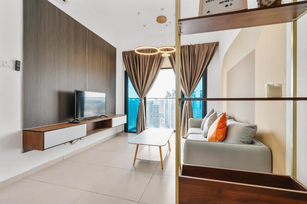 Nowhere 2Br & 2Bath Apartment With Balcony @ Reizz Residences 쿠알라룸푸르 외부 사진